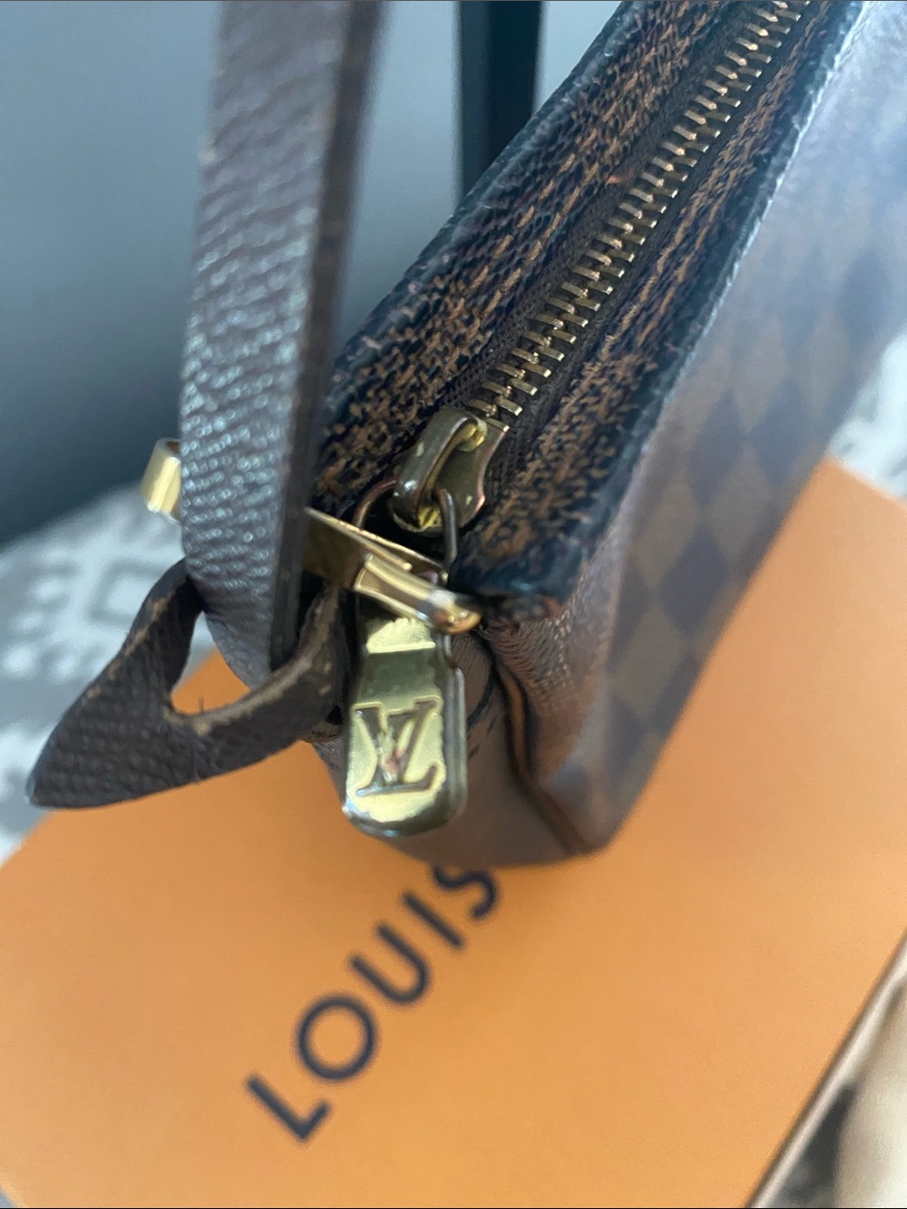 Louis Vuitton Damier Ebene Trousse Pochette w/Authentic Strap & Chain w/COA - Picture 4 of 14